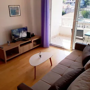 Mariloo Apartamento